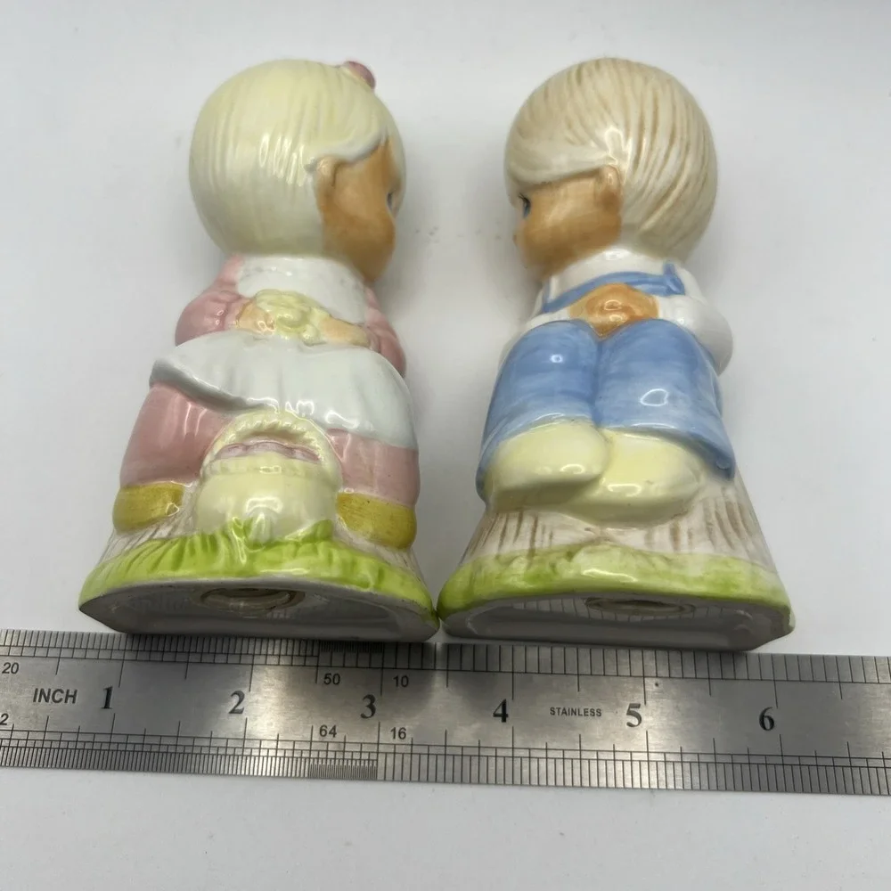 Precious Moments Boy & Girl ~ Love One Another Salt & Pepper Shakers